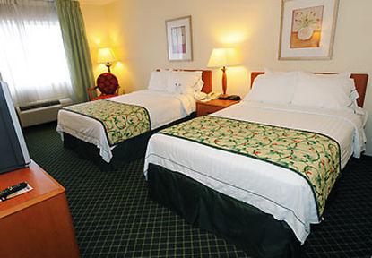 Rodeway Inn 3*