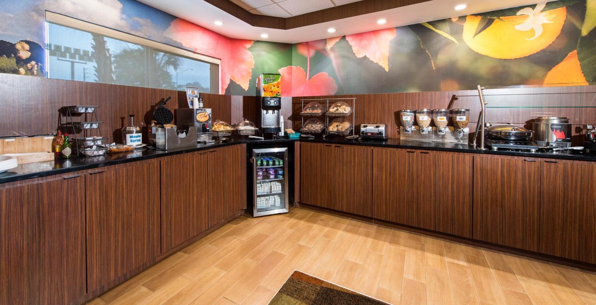 Rodeway Inn 3*